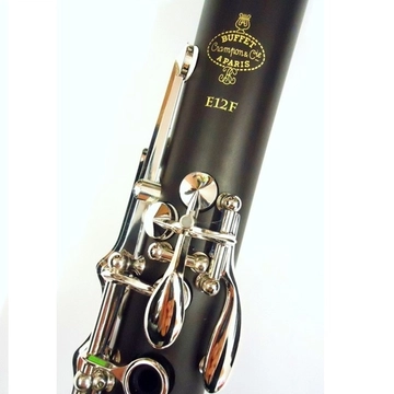 Buffet Crampon E12F B-klarinét - Fa hangszer