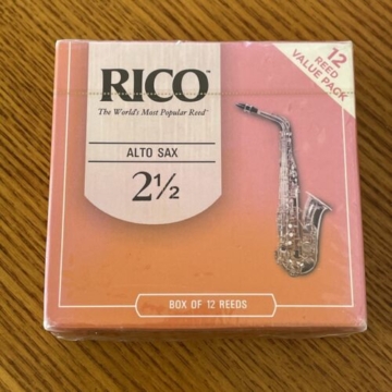 Rico Altszaxofon nád (12 darab) - 2.5 (Régi csomagolású)