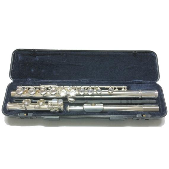 Vivace fuvola nyitott